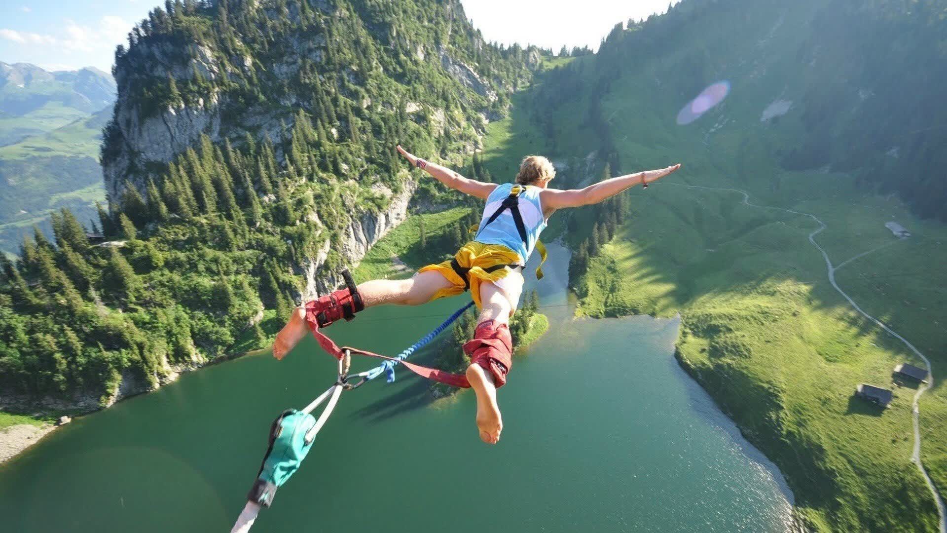 东契奇新规落地，独行侠王牌遭紧箍咒，联盟暗战一触即发